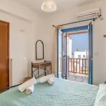 Apartman Cosy Traditional With Shared Pool In