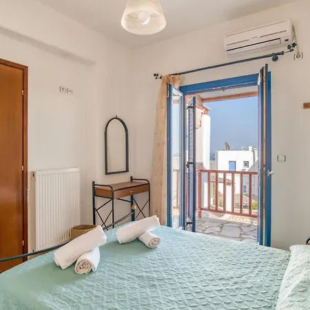 Appartement Cosy Traditional With Shared Pool In