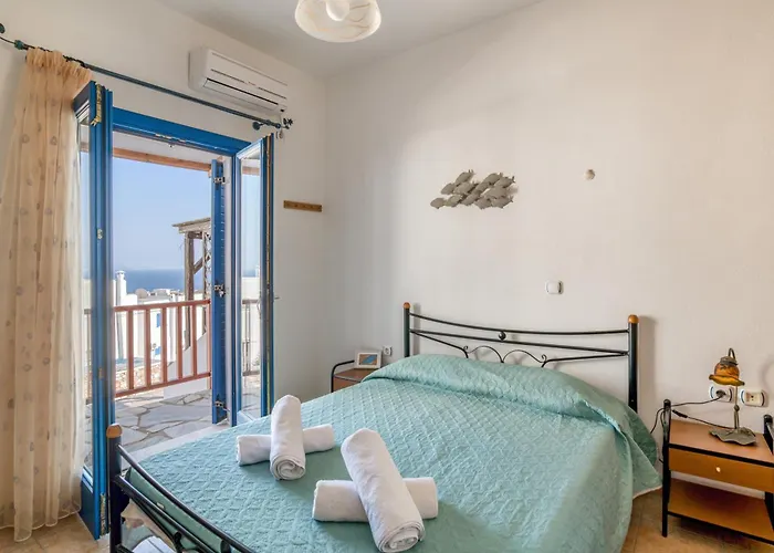 Apartamento Cosy Traditional With Shared Pool In *