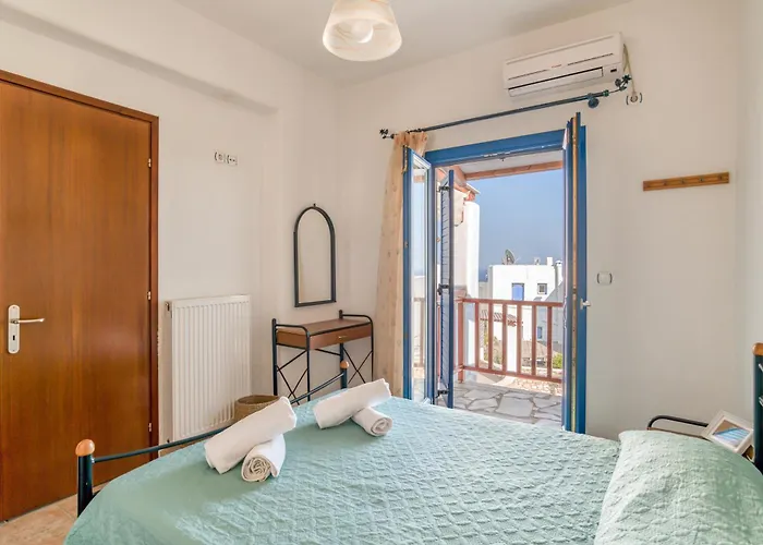 Apartamento Cosy Traditional With Shared Pool In